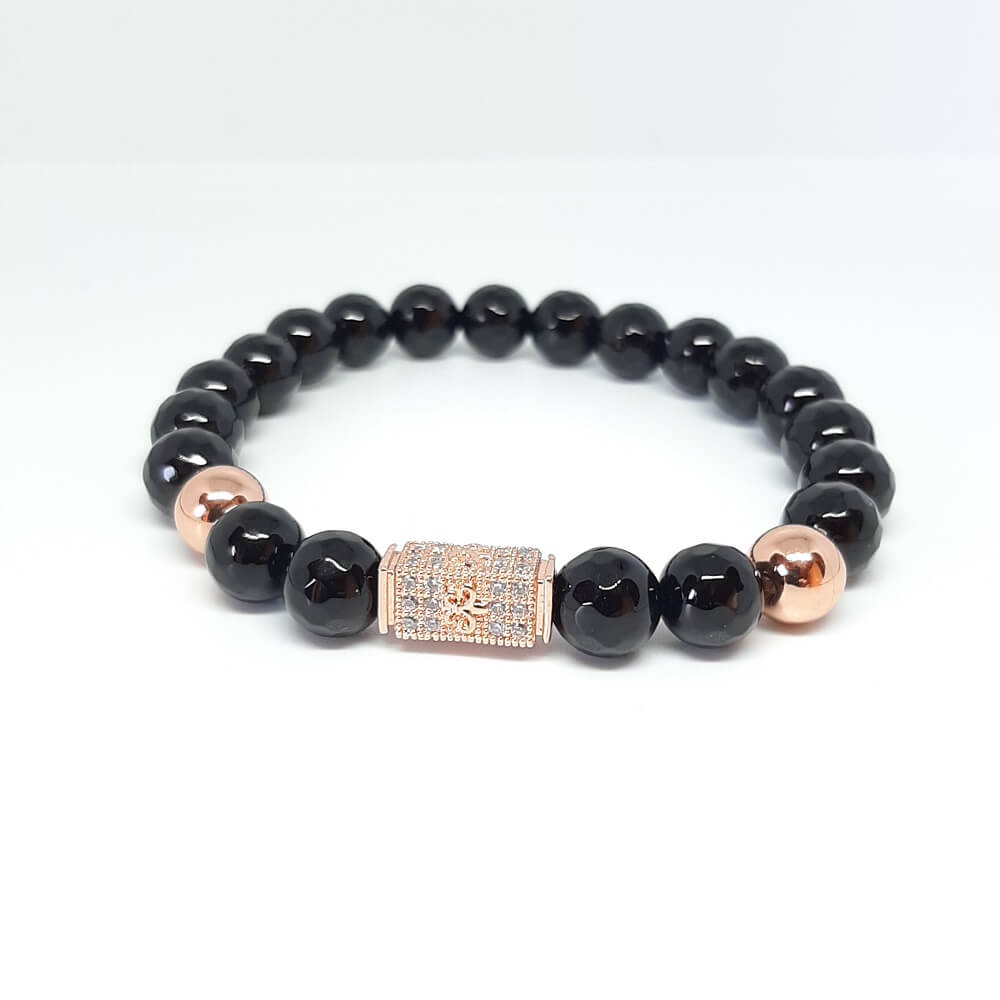 Bracciale con pietra nero charm cilindro zirconato elastico