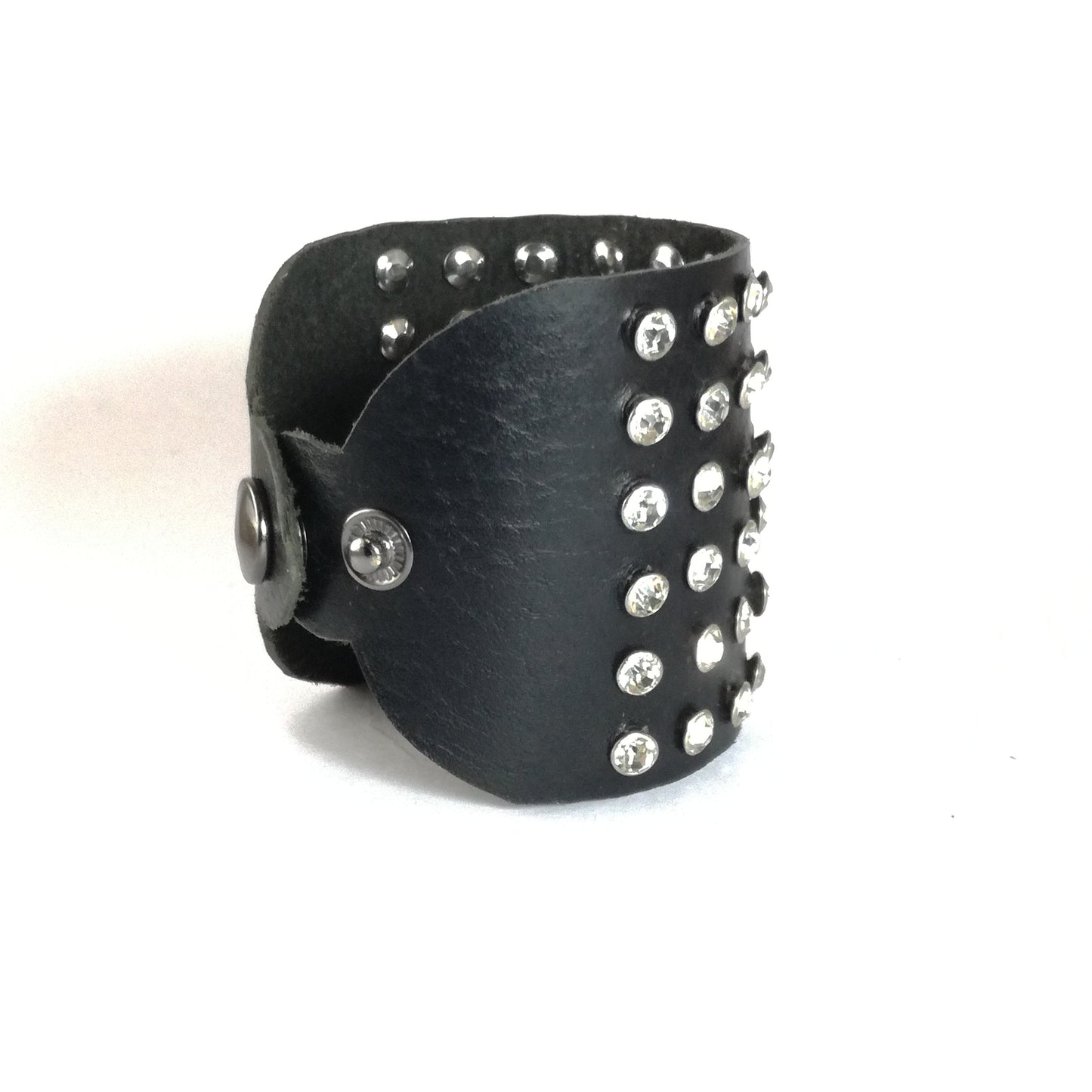 Bracciale in Pelle nero a fascia con pietre in vetro bianco