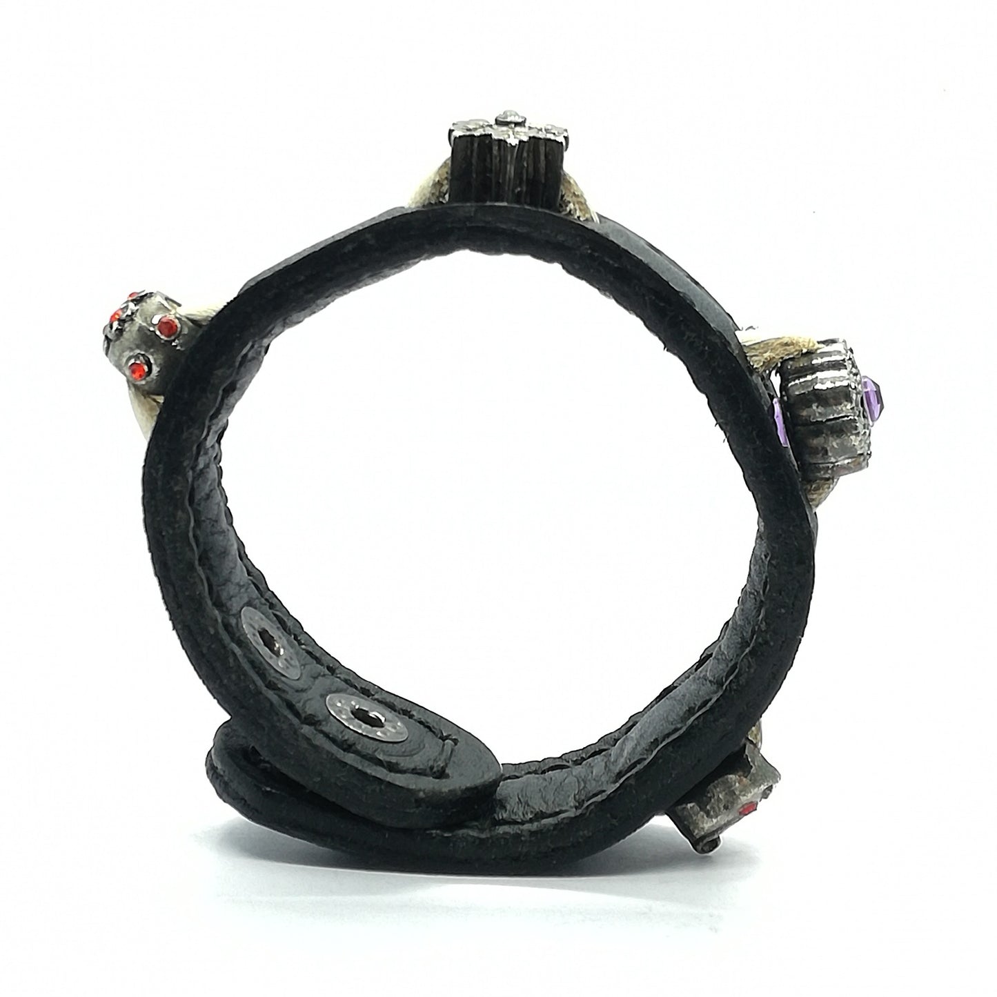 Bracciale in Pelle nero Fatto a Mano con charms simboli