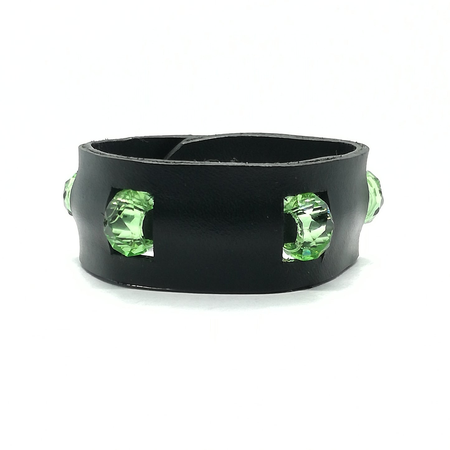 Bracciale in Pelle nero Fatto a Mano con charm vetro verde