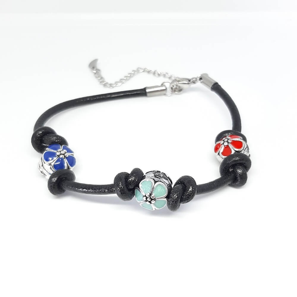 Bracciale in Pelle cordoncino con charm fiore dipinto