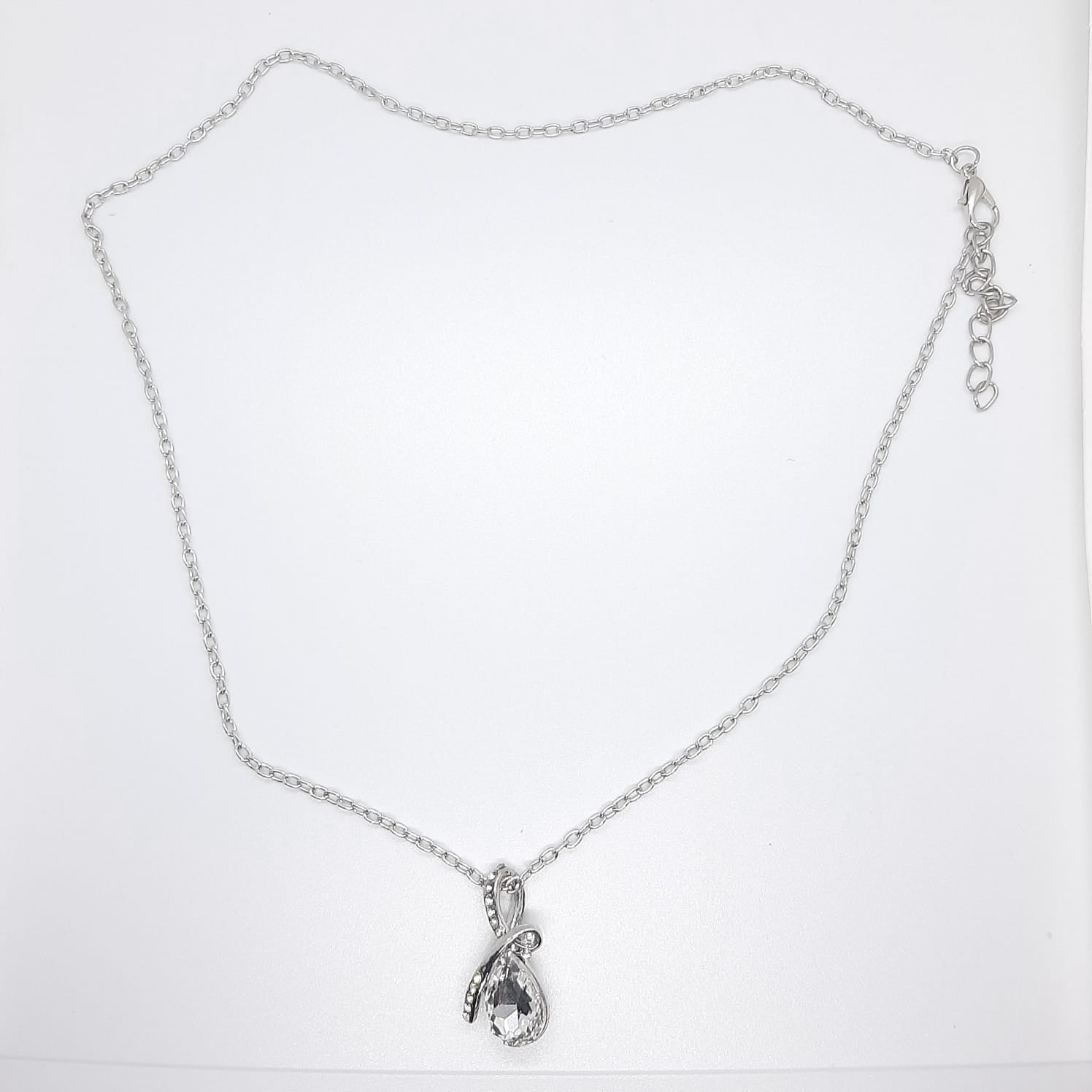 collana argento pendente goccia bianco