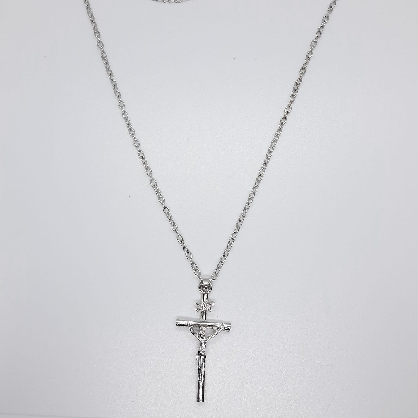 collana crocifisso argento pendente